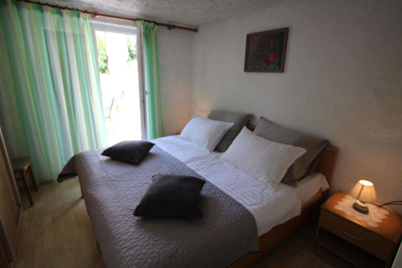 Apartment Sunny Garden Porec Bagian luar foto